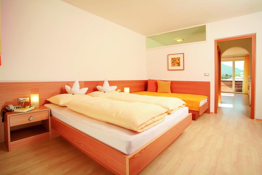 Hotel Haselried Tirolo Oda fotoğraf